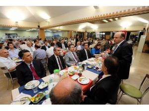 Bakan Işık, Bakanlık Çalışanlarıyla İftar Yaptı