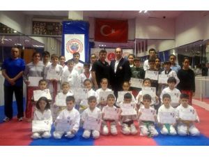 Sporcu Ve Ailelere Doping Uyarısı