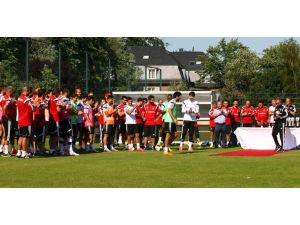 Beşiktaşta Yılın Enleri Ödülleri Sahiplerini Buldu