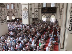 Diyanet İşleri Başkanı Ulucamide Cuma Hutbesini Okudu, Cuma Namazını Kıldırdı