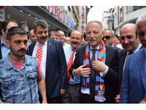İhsanoğlu’na Trabzon’da Şaşırtan Soru