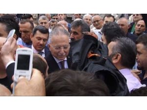 Ekmeleddin İhsanoğlu’nu Şok Eden Soru !