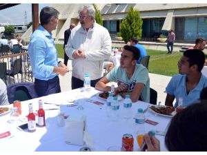 Başkandan Futbolculara Garanti