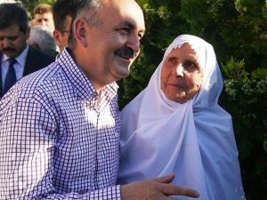 Bakan Müezzinoğlu’ndan Kanser Hastasına Yardım Sözü