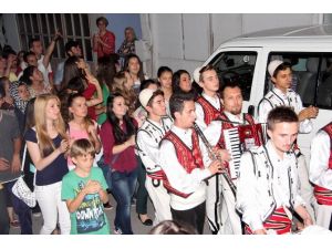 Balkan Ezgileriyle Sahur