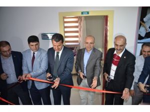 Bakan Açılışa Katıldı
