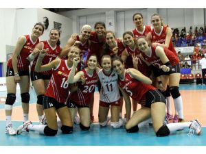 Avrupa Ligi’nde Filenin Sultanları Finalde