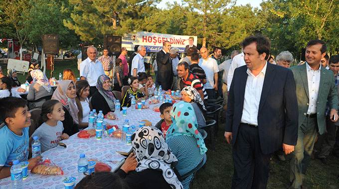 Başkan Erkoç Pazarcıkt’a İftara Katıldı