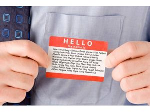 İsveçli Genç İsmini Değiştirdi, 63 Yeni İsim Aldı