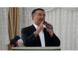 Milli Savunma Bakanı İsmet Yılmaz Sivasta