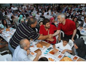 Kağıthane’liler İftar Sofrasında Buluştu
