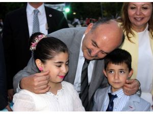 Bakan Personeliyle İftar Açtı