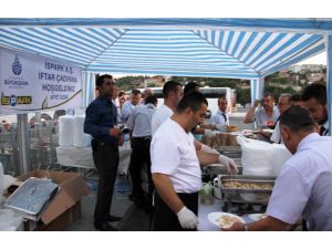 İspark’tan Alibeyköy Cep Otogarı Yolcularına İftar Yemeği