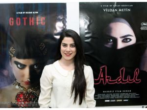 Öğrencilerinden İlginç “Film Afişi Sergisi”