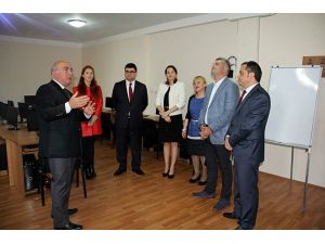 Gürcistan’da Acara Eğitim Vakfına Ekipman Desteği