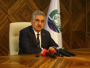 Bakan Hayati Yazıcı, Ekmeleddin İhsanoğlunun Yüzde 55 Oy Alacağı İddialarını Değerlendirdi