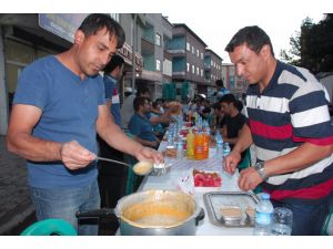 Esnaf Sokak İftarında Buluştu
