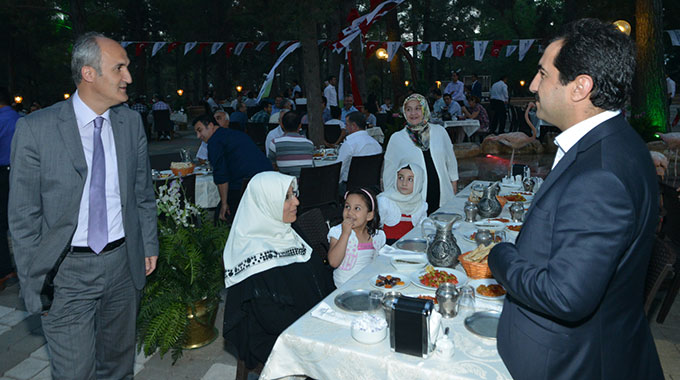 Dulkadiroğlu Belediyesi’nden İftar