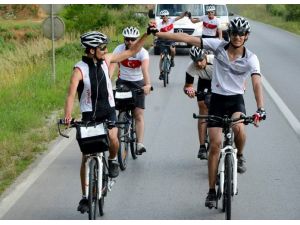Rotası Barış Ve Kardeşlik Olan Gençler, Pedal Çevirmeye Devam Ediyor
