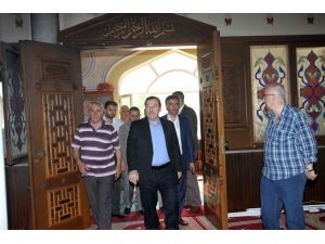 Başkan Kadıoğlu Muhammediye Camisini Ziyaret Etti