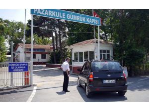 Yunan Gümrükçülerin Grevi Sınırda Geçişi Durdurdu