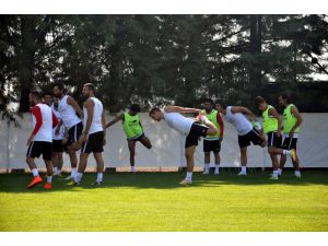 Balıkesirsporda Hasagiç Ve Kulusic İlk Antrenmanına Çıktı