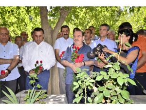 Vedat Aydın Mezarı Başında Anıldı