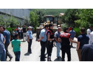 Tatvan Belediyesi, Kendisine Ait Avmnin Elektriğini Kesen Şirketin Binasını Mühürledi