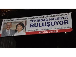 Çatı Adayın Pankartı Güldürdü
