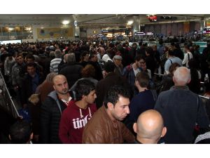 (Özel Haber) Atatürk Havalimanı’nda Artık Pasaport Kuyruğu Olmayacak
