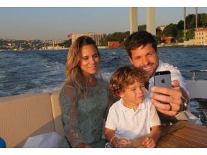 Ayağının Tozuyla Boğaz Turuna Çıktı