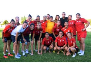Burak&rsquo;tan Destek Geldi