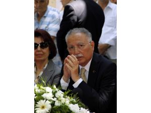 Cumhurbaşkanı Adayı İhsanoğlundan Montaj Tepkisi