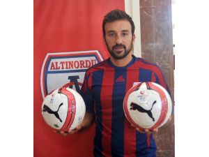 Göksü Türkdoğan Altınordu’da