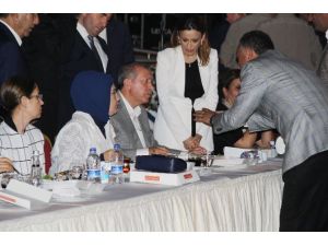 Başbakan Kaçırılan Şoförlerle İftar Açtı