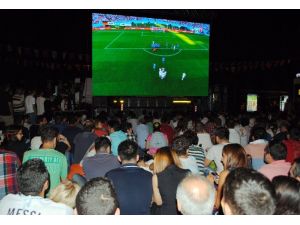 Dev Final Dev Ekranda İzlendi