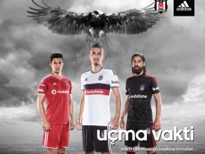 Beşiktaş’ın Yeni Formaları Görücüye Çıktı