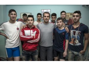 Yetiştirme Yurdundan Avrupa Podyumlarına