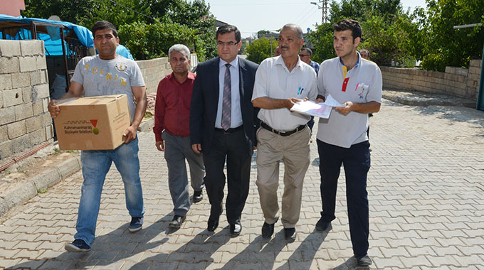 Pazarcık’ta Erzak Dağıtımı Yapıldı