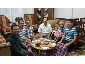 Taburcu Olan Hastanın Evinde İftar