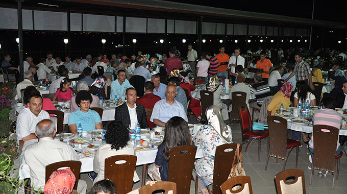 Kaymakamlıktan Şehit Yakınları Ve Gazilere İftar