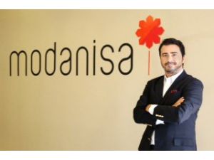 Sahurda İnternetten Tesettür Giyim Satışı Arttı