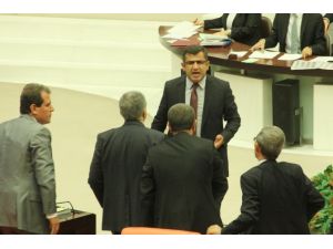 Meclis’te Çirkin Hareket