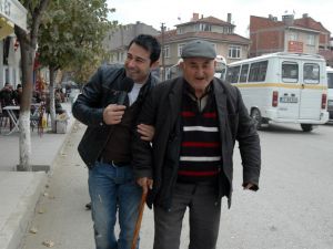 Atilla Taş Kırdı Geçirdi