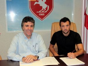 Samsunspor, Ali Zorlu İle Anlaştı