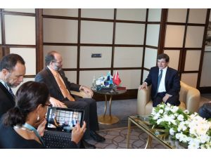 Dışişleri Bakanı Davutoğlu, Carıcom Genel Sekreteriyle Görüştü