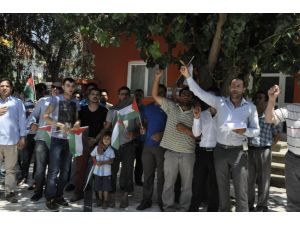 Turgutluda İsrail Bayrağı Yakıldı