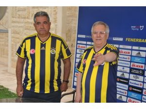 Aziz Yıldırım İle Mahmut Uslu Yeni Sezon Formasını Giydi