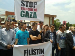 Kosova’da Gazze’ye Destek Gösterisi