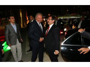 Bakan Güllüce, Başakşehir Ramazan Etkinlik Alanını Gezdi